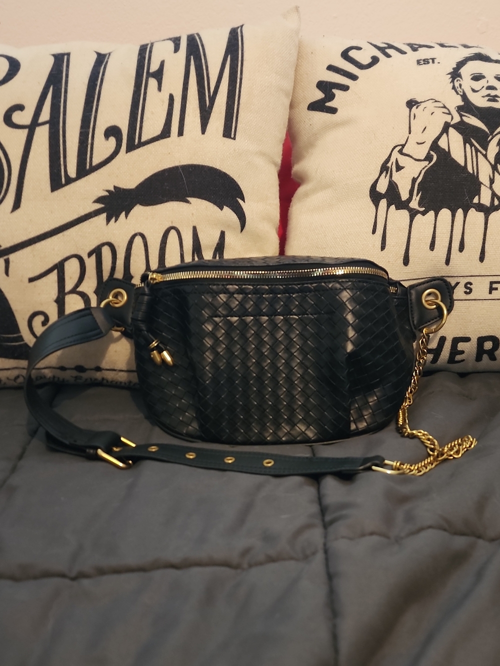Bottega Veneta Style Woven Leather Crossbody Belt Bag - Black